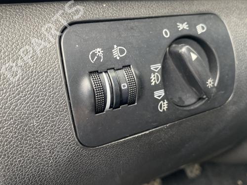 Commande de phare SEAT LEON (1M1) 1.9 TDI (110 hp) 29162428