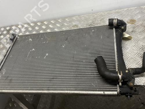 Used Water radiator Water radiator PEUGEOT 406 Coupe (8C) 2.2 HDI (133 hp) 29162298 29162298