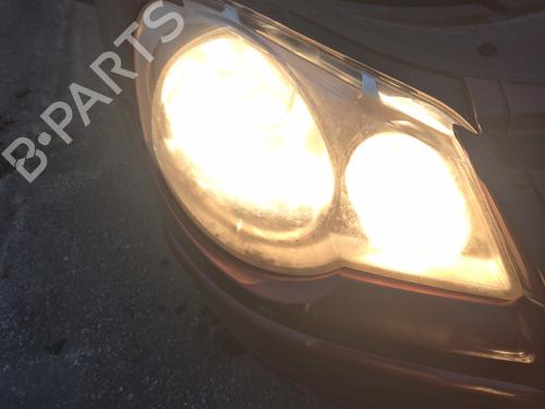 Right headlight VW POLO IV (9N_, 9A_) 1.4 TDI | BP22220147C29 