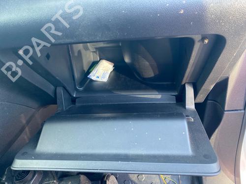 Used Glove box Glove box 37750047 37750047