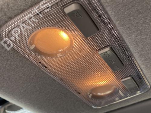 Interior roof light TOYOTA YARIS (_P13_) 1.5 Hybrid (NHP130_, NHP130) | BP24408690I8 