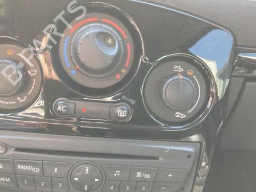 AC Styreenhet / Manøvreringsenhet RENAULT CLIO III (BR0/1, CR0/1) 1.5 dCi (75 hp) 22121055