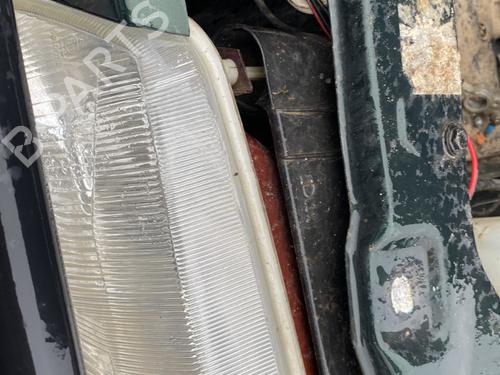 Used Left headlight Left headlight 31944270 31944270