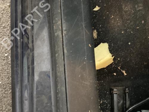 Gummiliste PEUGEOT 208 I (CA_, CC_) 1.2 VTI 82 (82 hp) 32167699