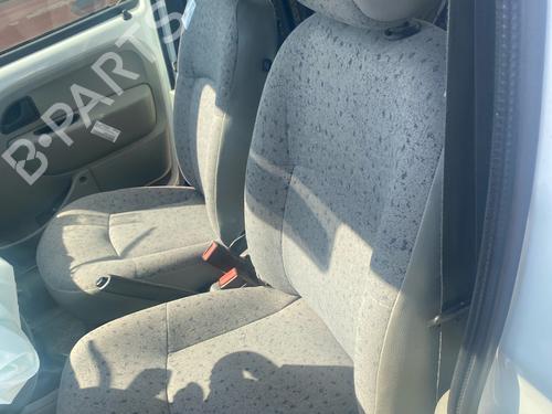Stol venstre foran Stol venstre foran RENAULT KANGOO Express (FC0/1_) 1.5 dCi (FC07, FC1R) (65 hp) 37200954 37200954