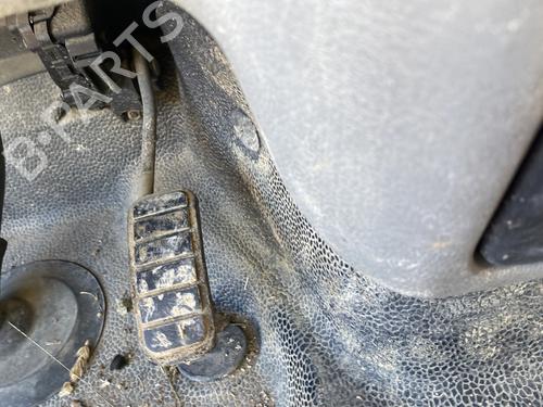 Used Pedal Pedal RENAULT MASTER II Platform/Chassis (ED/HD/UD) 2.2 dCI 90 (ED0G, ED0N, HD0G, HD0N, HD1G, HD1N, UD0G,... (90 hp) 32477075 32477075