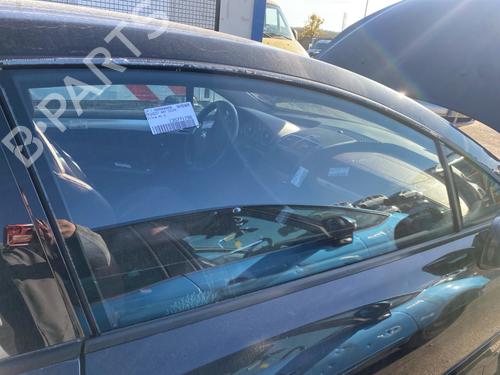 front-right-door-window-peugeot-407-coupe-6c_-2005-40530355 main image