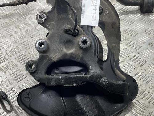 Used Left front steering knuckle Left front steering knuckle MERCEDES-BENZ SLK (R171) 350 (171.456) (272 hp) 19906503 19906503