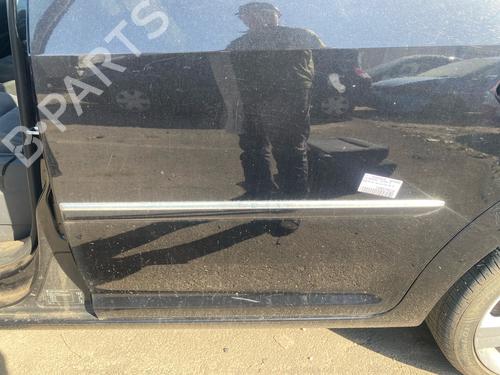 door-moulding-trim-vw-touran-1t3-2010-2011-2012-2013-2014-2015-2016-36816998 main image