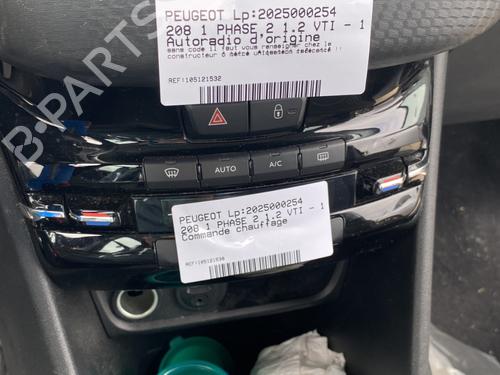 Radio PEUGEOT 208 I (CA_, CC_) 1.2 VTI 82 | BP25281202E6
