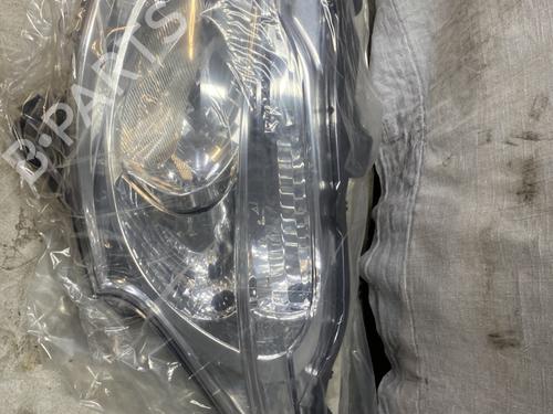 Used Left headlight PEUGEOT 208 I (CA_, CC_) 1.4 HDi (68 hp) 21388238