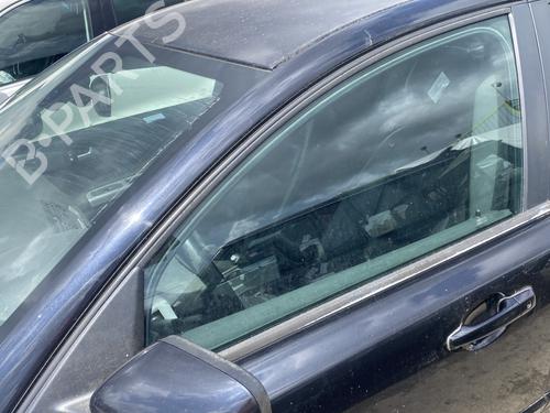 Front left door window VOLVO S40 II (544) 2.0 D | BP27319099C18 