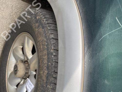 Used Front right wheel arch trim NISSAN TERRANO II (R20) 2.7 TDi 4WD (125 hp) 26154924