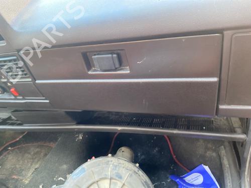 Used Glove box Glove box 36817166 36817166