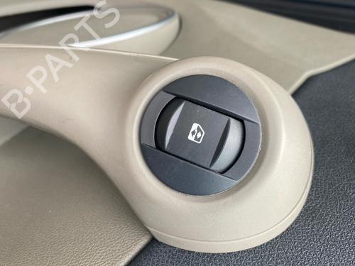 Used Right front window switch Right front window switch 39449117 39449117