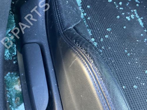 Right front seat PEUGEOT 308 SW I (4E_, 4H_) 1.6 HDi | BP24827173C16