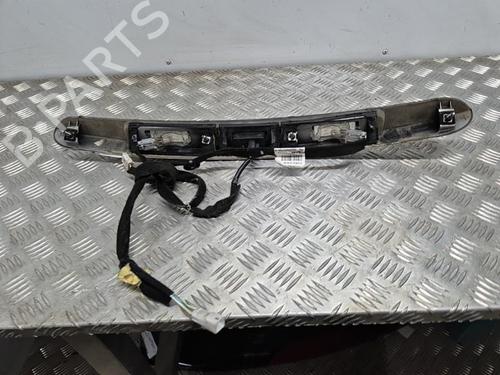 Used Rear center light Rear center light RENAULT CLIO III (BR0/1, CR0/1) [2005-2014] 21808737 21808737
