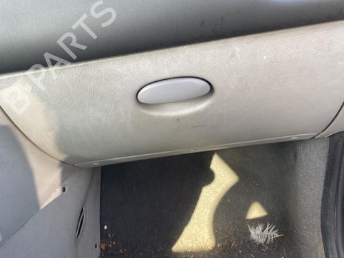 Used Glove box CITROËN XSARA PICASSO (N68) 1.6 HDi (90 hp) 27617773