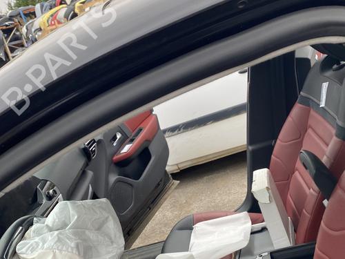 Used Rubber door seal CITROËN C4 III (BA_, BB_, BC_) ë-C4 (BCZKXC, BZCKSC) (136 hp) 29450467