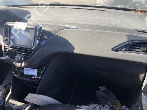 Used Dashboard Dashboard PEUGEOT 208 I (CA_, CC_) 1.4 HDi (68 hp) 24146422 24146422