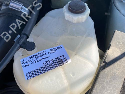 Used Expansion tank Expansion tank 37200973 37200973