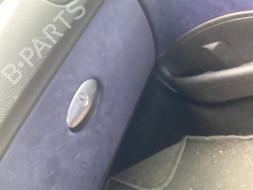 Used Glove box Glove box 35884668 35884668