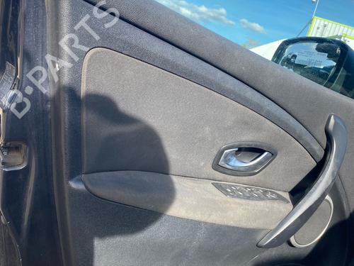 Used Right sun visor Right sun visor RENAULT MEGANE III Hatchback (BZ0/1_, B3_) 1.5 dCi (106 hp) 39631350 39631350