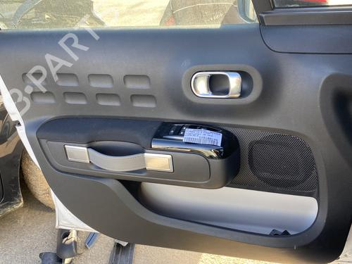 Used Front left panel CITROËN C3 III (SX) 1.2 PureTech 82 (83 hp) 30157176