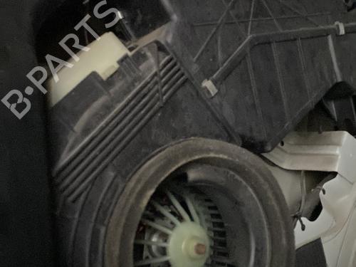 Used Heater blower motor MERCEDES-BENZ VITO Bus (W639) 115 CDI (639.701, 639.703, 639.705) (150 hp) 30760497