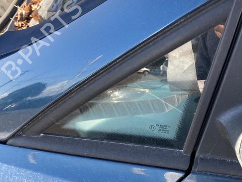 front-left-quarter-glass-seat-altea-5p1-2004-2005-2006-2007-2008-2009-2010-2011-2012-2013-2014-2015-28681616 main image