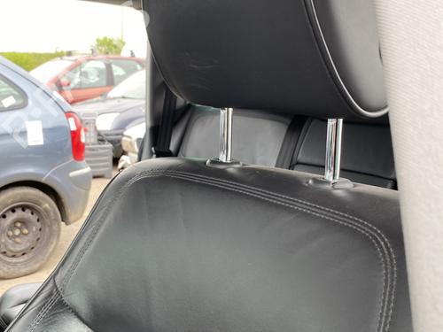 Left front seat VW TOUAREG (7LA, 7L6, 7L7) 3.0 V6 TDI | BP26221604C15 