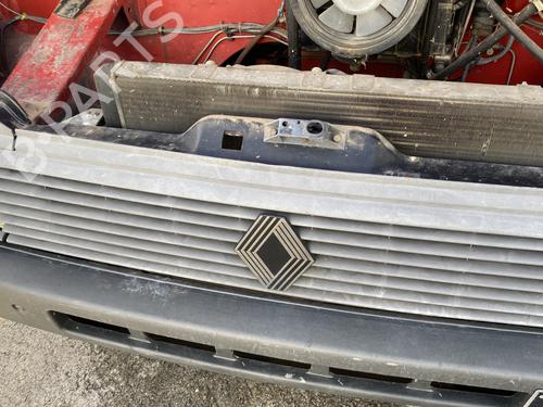 Grill Grill RENAULT MASTER I Van (T__) 28-35 2.0 (80 hp) 29971778 29971778