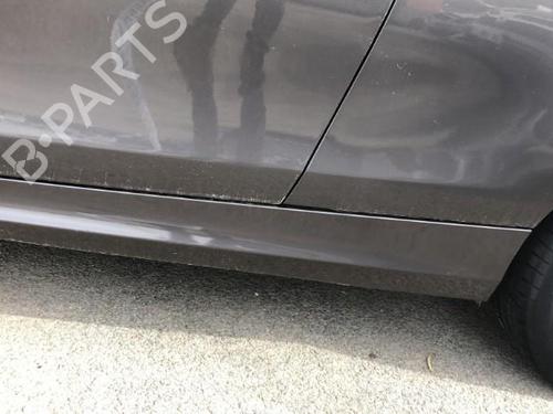 Used Left sideskirt BMW 1 (E81) 120 d (177 hp) 22121542
