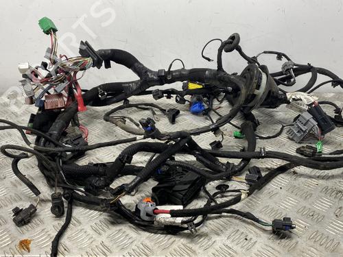 Wiring harness RENAULT MEGANE IV Hatchback (B9A/M/N_) 1.2 TCe 130 (B9MR) | BP31707283E16 - Image 3