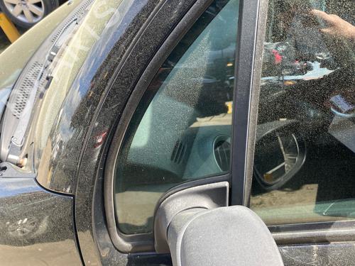 Used Front left quarter glass Front left quarter glass 34143140 34143140