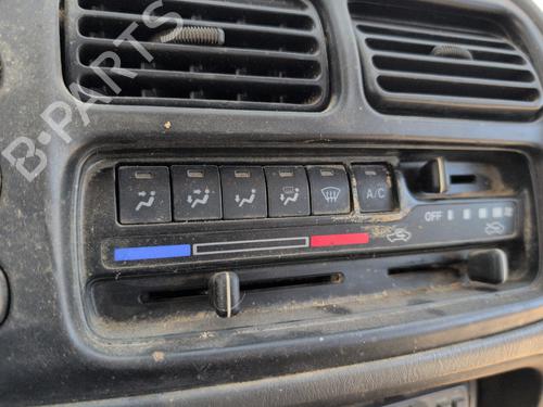 climate-control-suzuki-grand-vitara-i-ft-ht-1998-1999-2000-2001-2002-2003-2004-2005-2006-2007-2008-34241036 main image