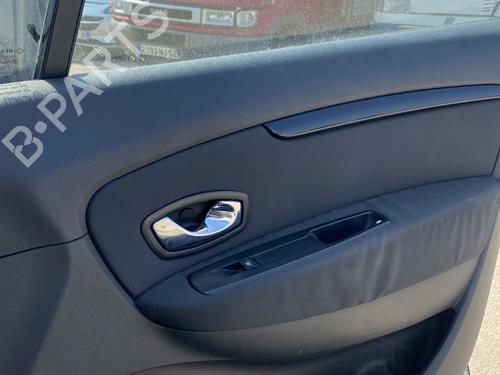 Used Front right panel Front right panel RENAULT GRAND SCÉNIC III (JZ0/1_) 1.5 dCi (JZ09, JZ0D, JZ10, JZ14, JZ1G, JZ29, JZ2C) (110 hp) 26564499 26564499