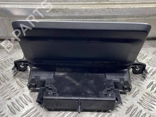 Used Display monitor PEUGEOT 3008 II SUV (MC_, MR_, MJ_, M4_) 1.5 BlueHDi 130 (131 hp) 19904442