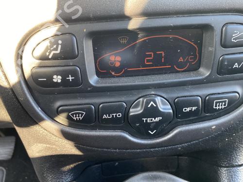 Used Climate control Climate control PEUGEOT 206 Hatchback (2A/C) 1.4 HDi eco 70 (68 hp) 24828233 24828233
