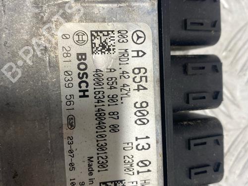 engine-control-unit-ecu-mercedes-benz-a-class-w177-2018-37749568 main image