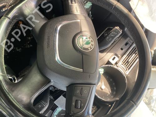Used Steering wheel Steering wheel 39178116 39178116