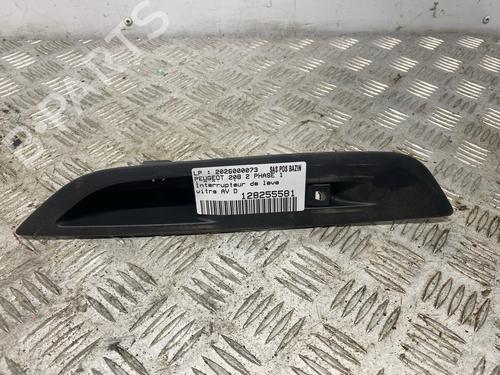 Right front window switch PEUGEOT 208 I (CA_, CC_) | BP36653880I26 - Image 3
