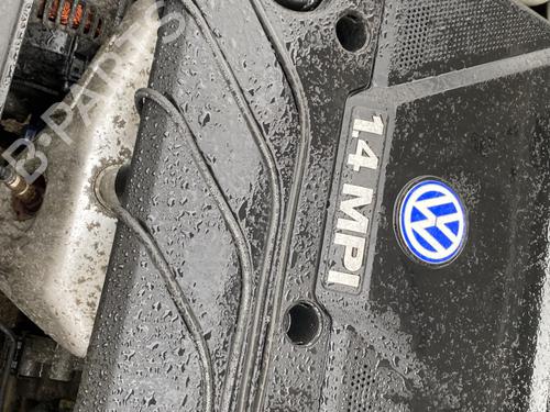 Used Cylinder head Cylinder head 33017172 33017172