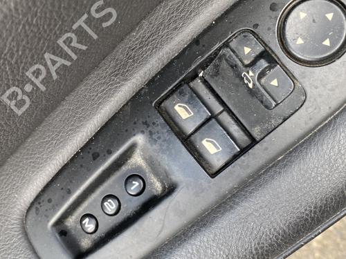 Pulsantiera anteriore sinistra PEUGEOT 407 Coupe (6C_) 2.7 HDi (204 hp) 31977668