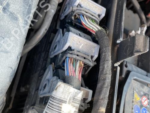 Used Engine control unit (ECU) Engine control unit (ECU) CITROËN C3 Picasso (SH_) 1.6 HDi (90 hp) 19909508 19909508