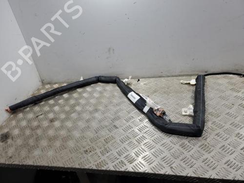 Used Left curtain airbag PEUGEOT 3008 II SUV (MC_, MR_, MJ_, M4_) 1.5 BlueHDi 130 (131 hp) 19904453