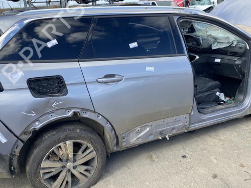 Used Radio Radio PEUGEOT 5008 II (MC_, MJ_, MR_, M4_) 2.0 BlueHDi 180 (MJEHZW, MJEHZR, MJEHZP) (177 hp) 33019877 33019877