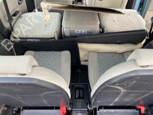 Stol bak (3. rad) RENAULT GRAND SCÉNIC II (JM0/1_) 1.9 dCi (JM14) (131 hp) 30973295