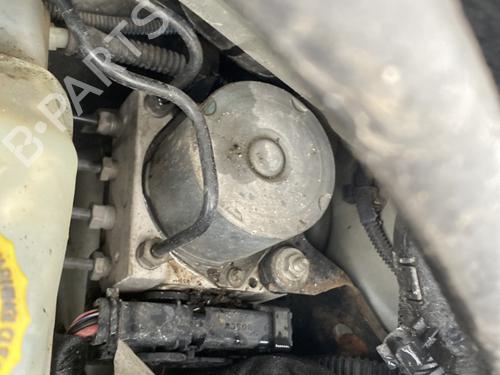 Used ABS pump ABS pump FIAT GRANDE PUNTO (199_) 1.4 (199AXB11, 199AXB1A, 199BXB1A, 199AXL1A) (77 hp) 32387878 32387878