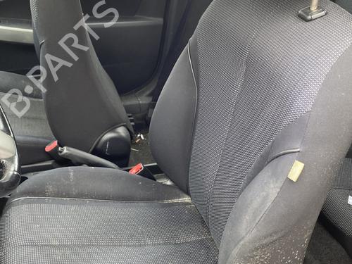 Banco frente esquerdo MAZDA 2 (DE_, DH_) 1.5 (DE5FS) (103 hp) 32362533